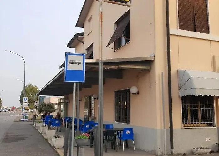 Hotel Ristorante Bar La Ruota Fiorenzuola dʼArda